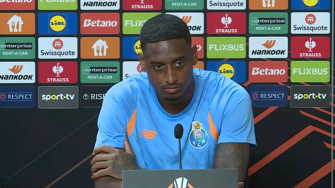 爱游戏官方入口-欧联倒计时，波尔图赛后主帅复盘，细节引发关注，话题不断，纪律约束更严格(马德里到波尔图)