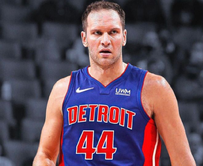 关于清晨犹他爵士临场应变底特律活塞集结日刷新队史纪录，连对手都承认：Scout连续五场比赛得分超过回归赛场的信息